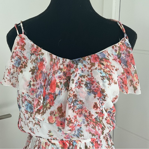 Dynamite, Chiffon Floral Maxi Dress With knitted back . - Picture 4 of 10